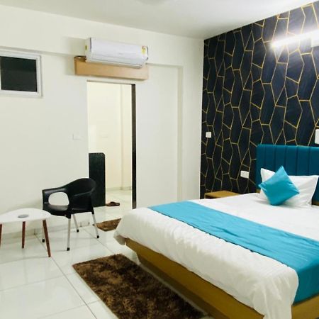 Hotel Balaji Villa Vadodara Eksteriør bilde